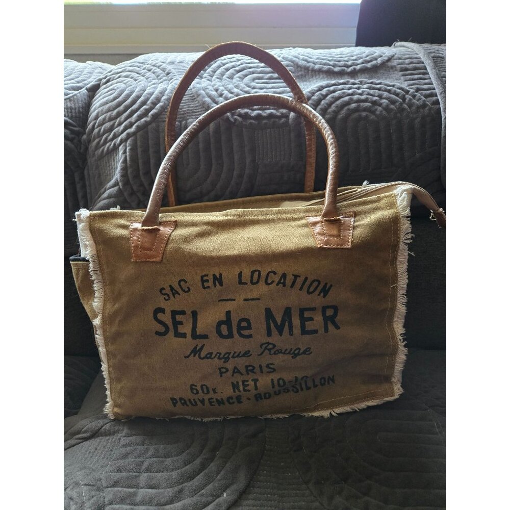 Unbranded Sel de Mer  Paris Canvas Tote Distressed Zip Closure